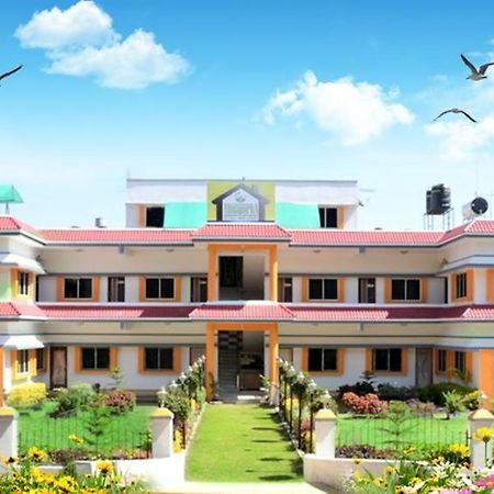 Hotel Great Annapurna Khuldabad Екстериор снимка