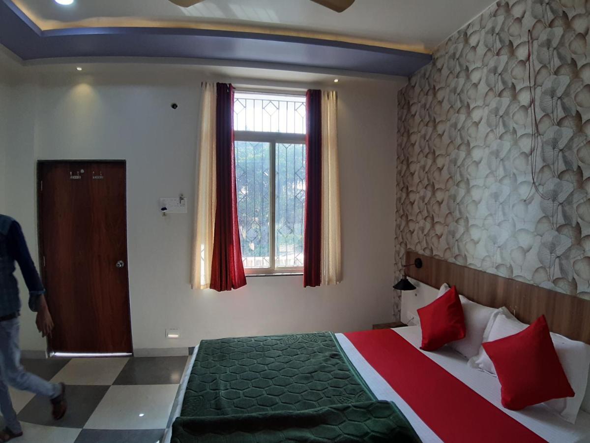 Hotel Great Annapurna Khuldabad Екстериор снимка