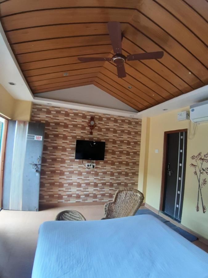 Hotel Great Annapurna Khuldabad Екстериор снимка