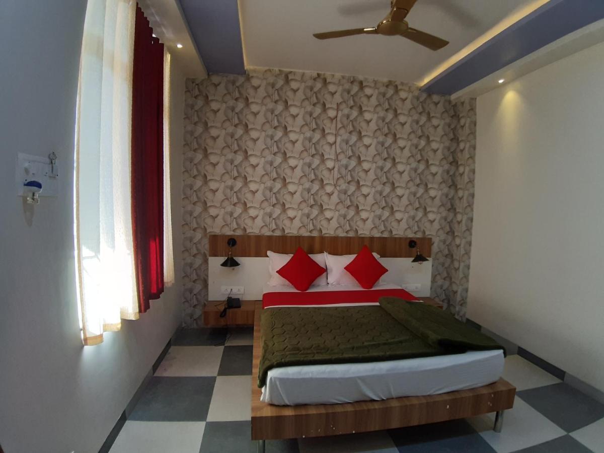 Hotel Great Annapurna Khuldabad Екстериор снимка