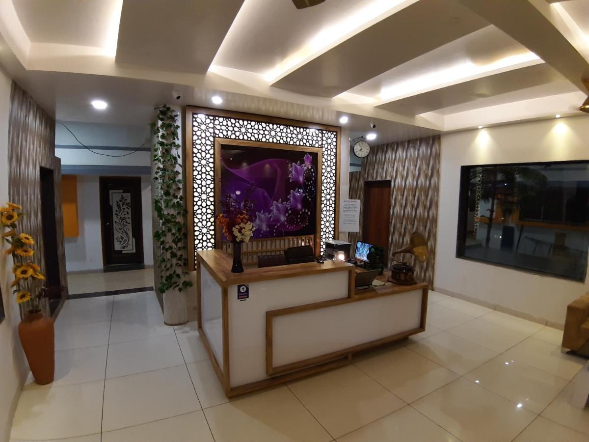 Hotel Great Annapurna Khuldabad Екстериор снимка
